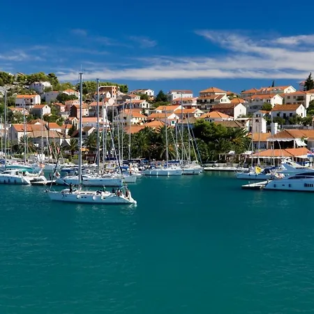 Guesthouse Trogir * Trogir